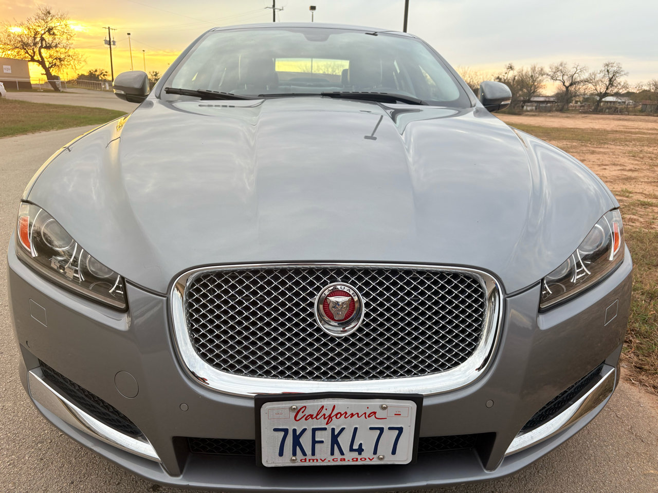 Used 2015 Jaguar XF Premium image 59