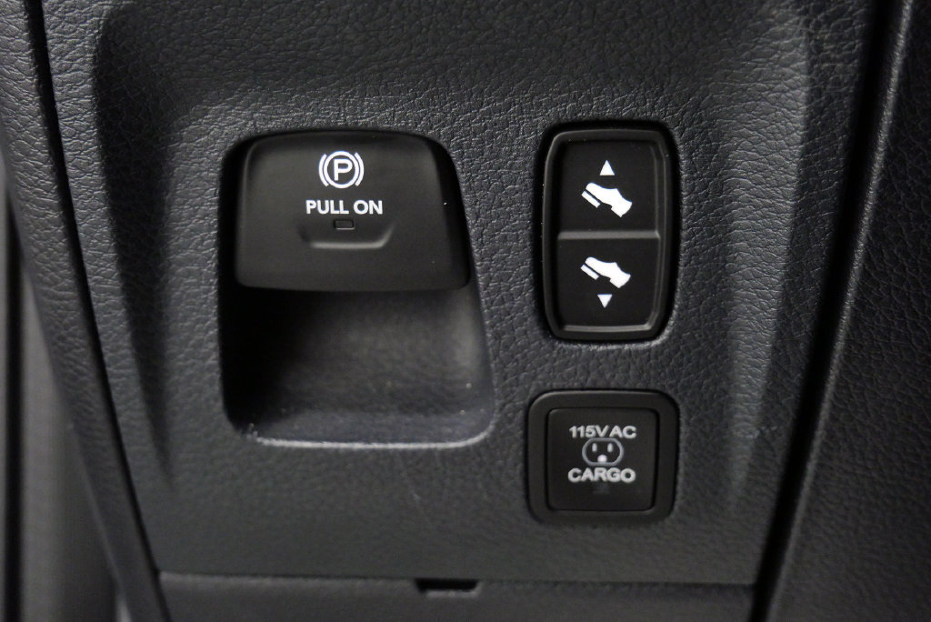 Used 2020 RAM 1500 Limited AWD/4WD image 29