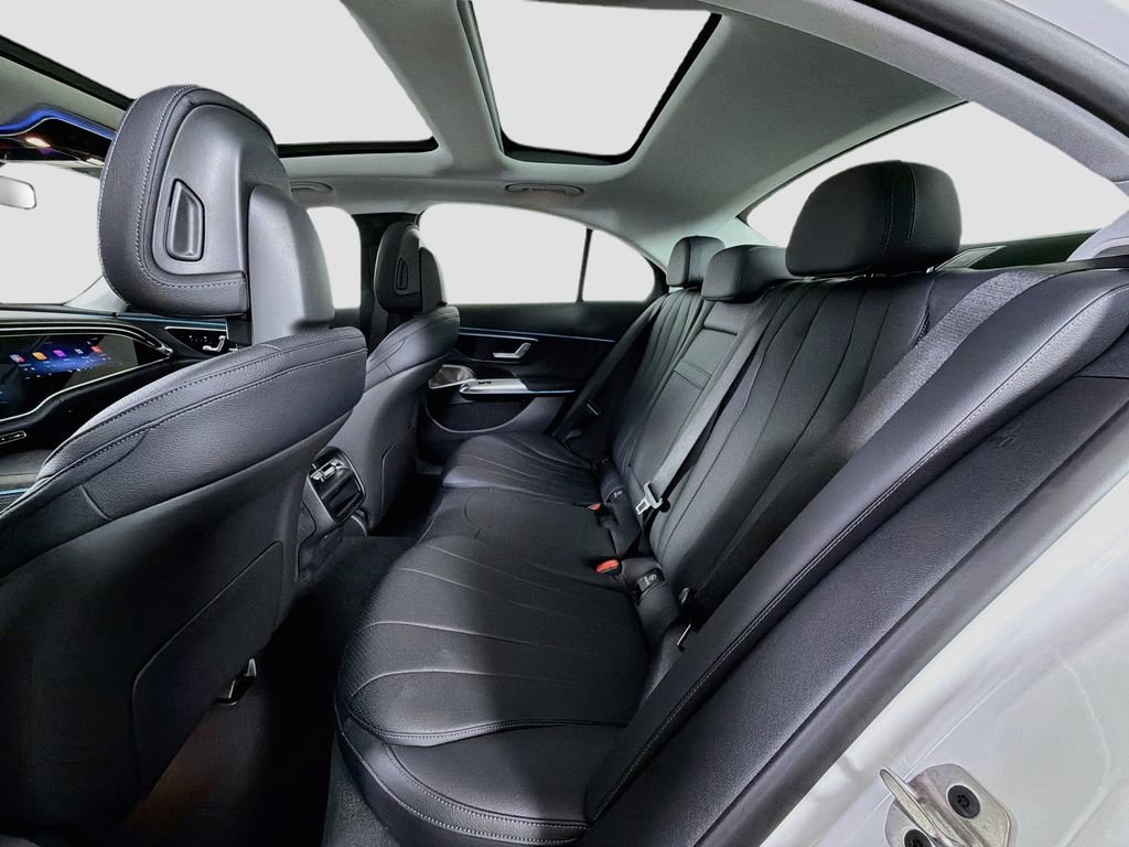 New 2026 Mercedes-Benz E 450 4MATIC Sedan image 25