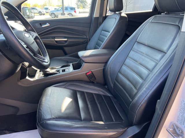 Used 2018 Ford Escape Titanium AWD/4WD image 10