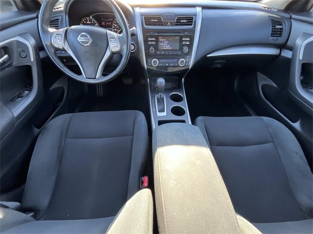 Used 2015 Nissan Altima 2.5 SV w/ Convenience Package image 13