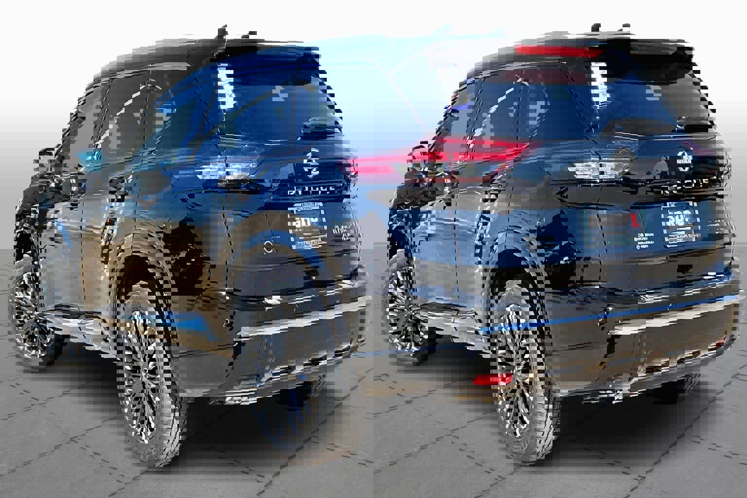 New 2026 Nissan Rogue Platinum image 11