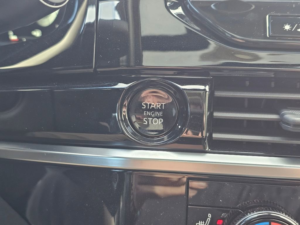 New 2025 Nissan Pathfinder Platinum w/ Cargo Package image 17