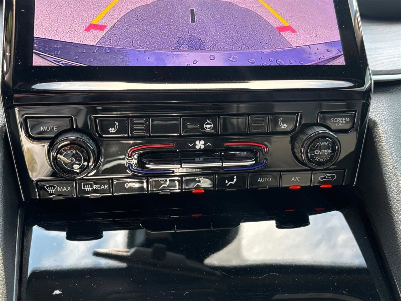 New 2025 Jeep Grand Cherokee L Limited w/ Black Appearance Package image 21