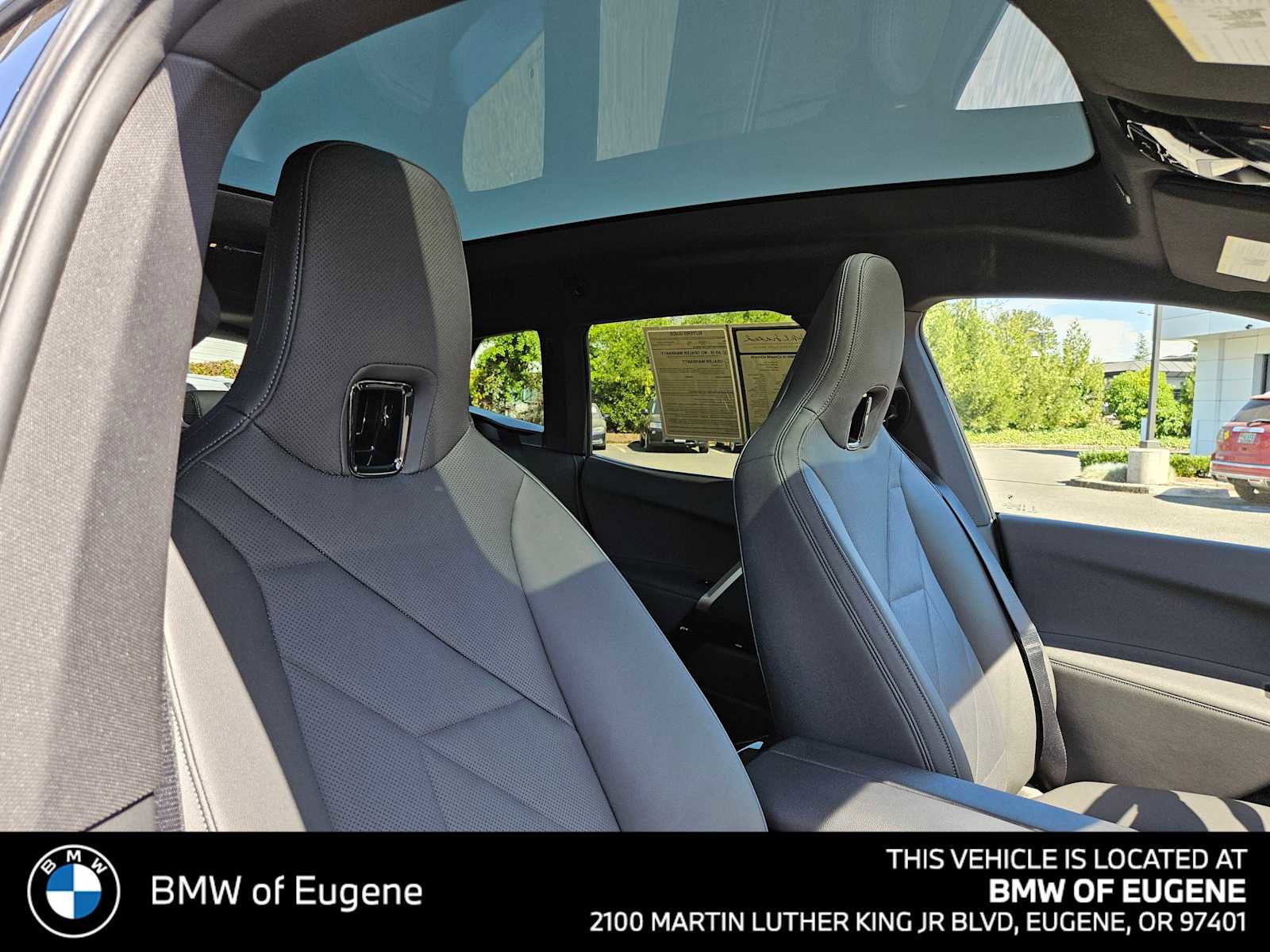 Used 2025 BMW iX xDrive50 image 13