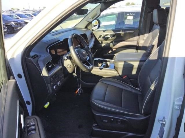 Used 2025 Chevrolet Tahoe Premier image 6