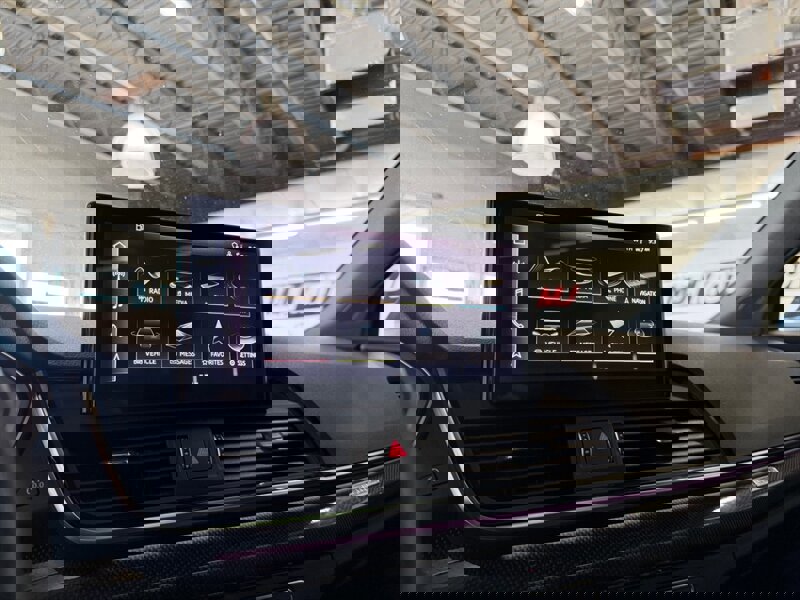 Used 2021 Audi SQ5 Prestige w/ Prestige Package image 25