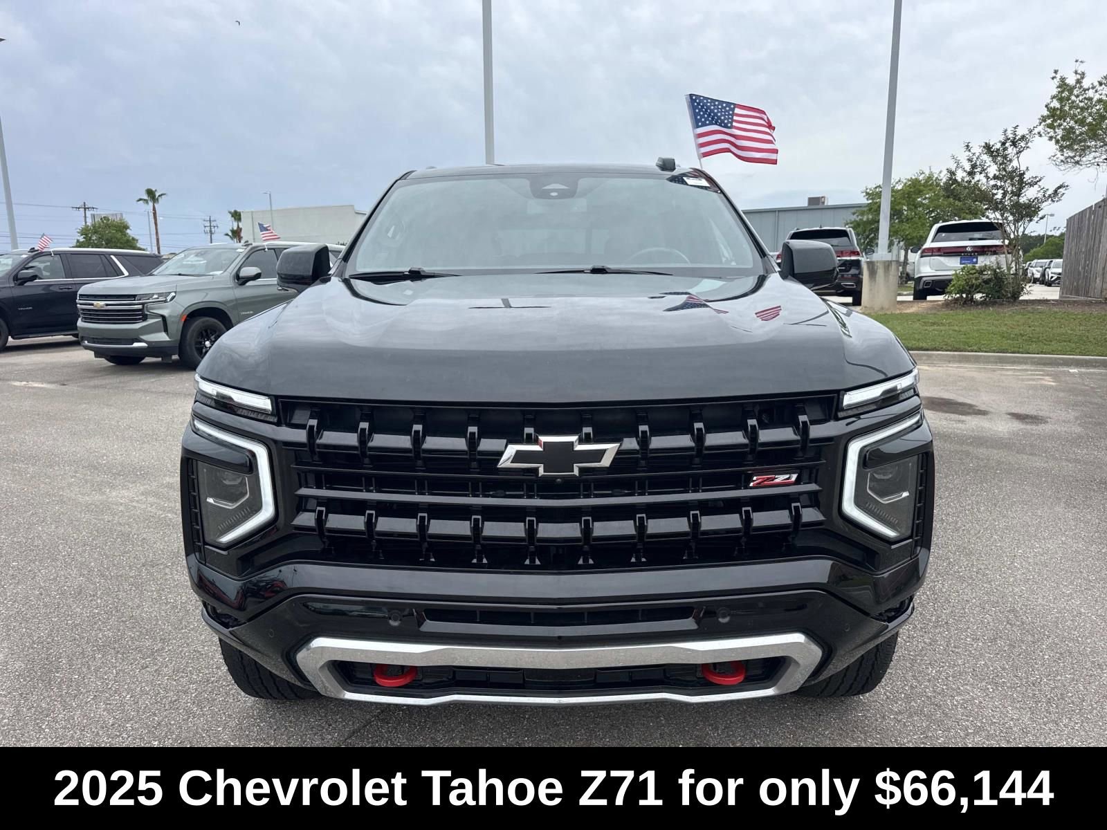 Used 2025 Chevrolet Tahoe Z71 AWD/4WD image 2