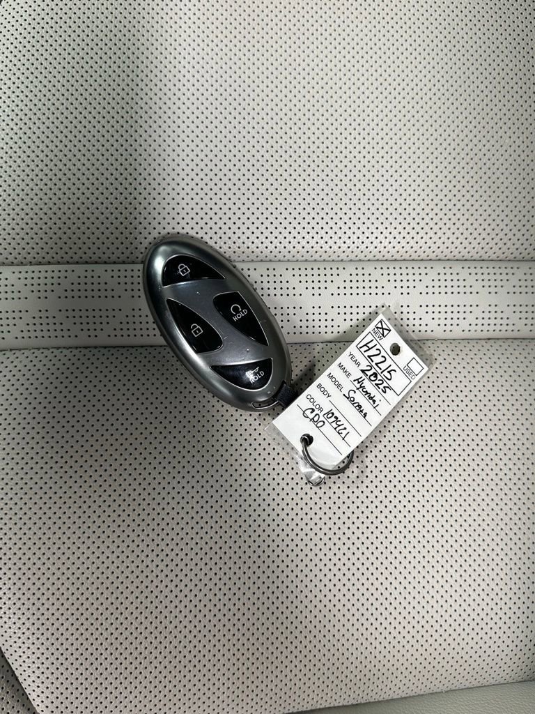 Used 2025 Hyundai Sonata Limited image 26