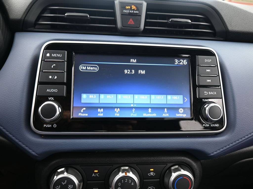 Used 2023 Nissan Versa SV image 21