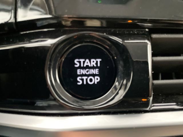 Used 2025 Nissan Pathfinder SL AWD/4WD image 25