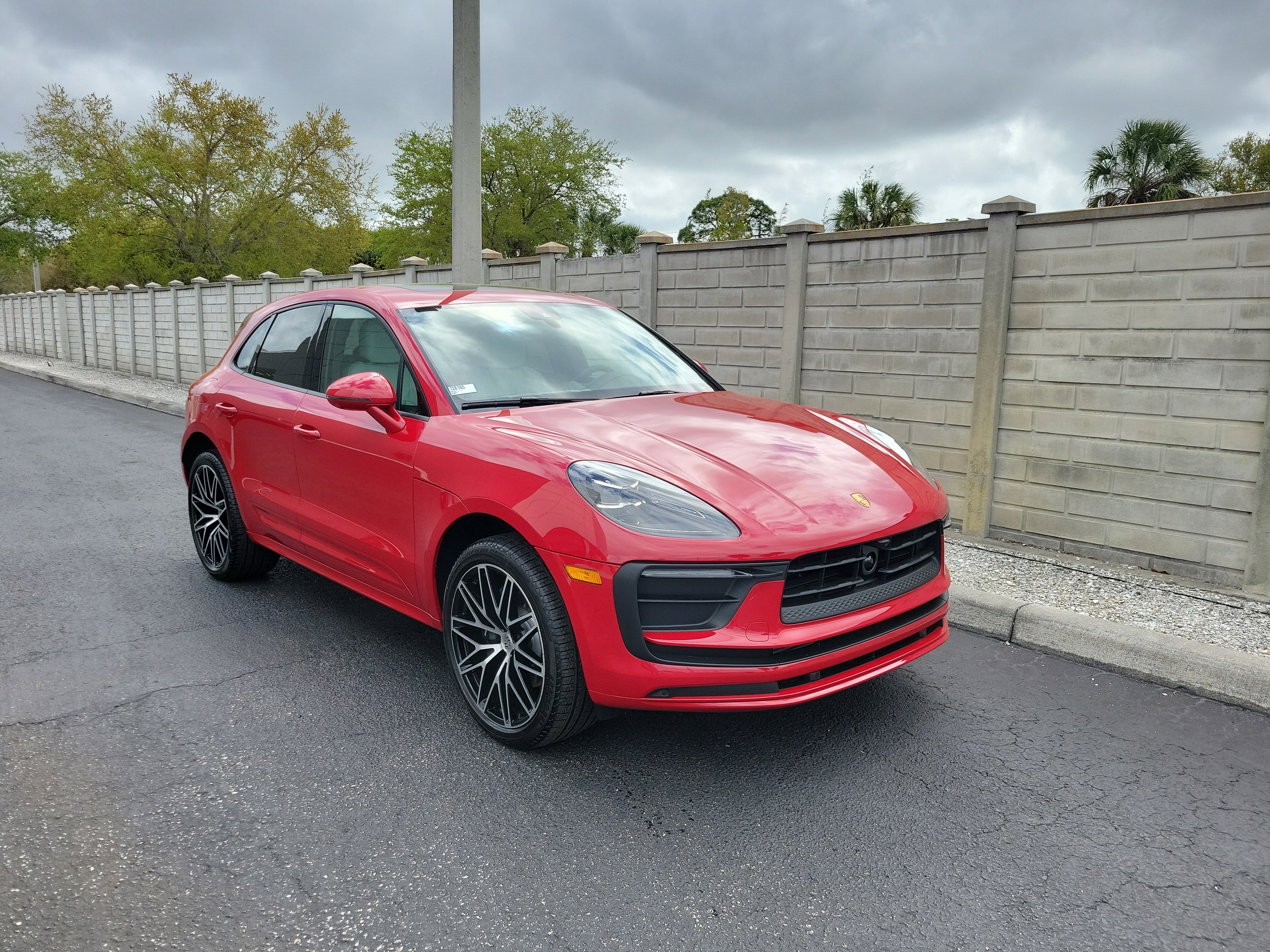 New 2026 Porsche Macan AWD/4WD image 9