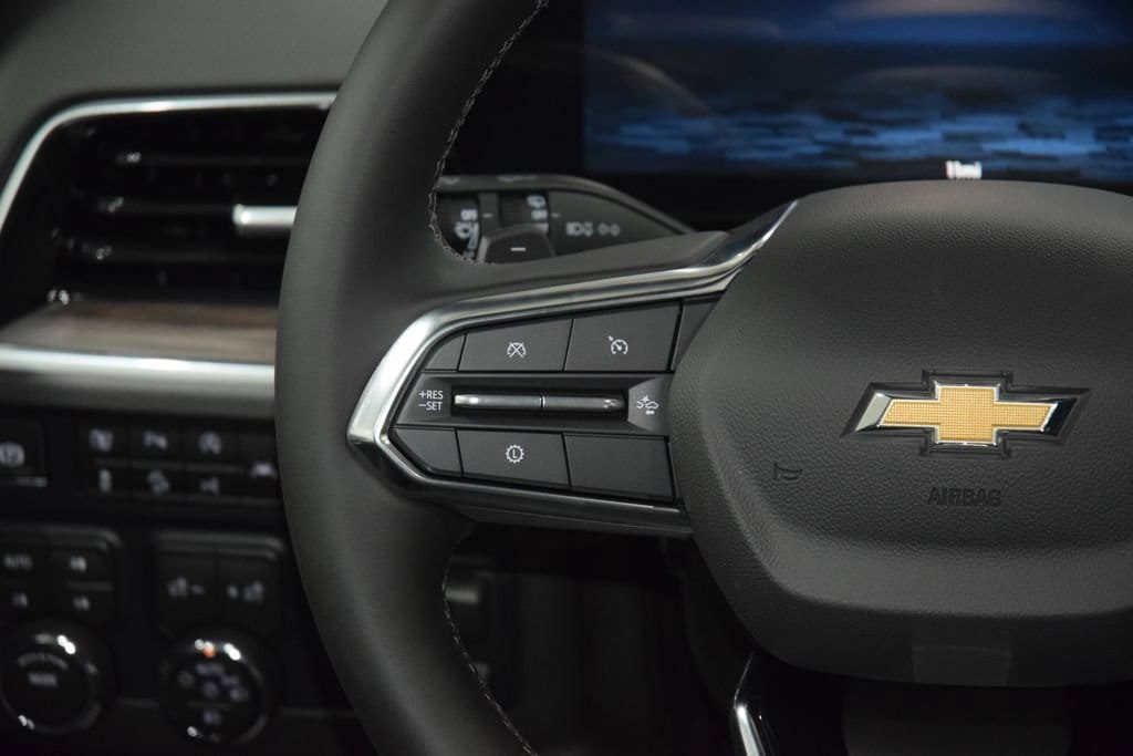 New 2026 Chevrolet Suburban Premier AWD/4WD image 38
