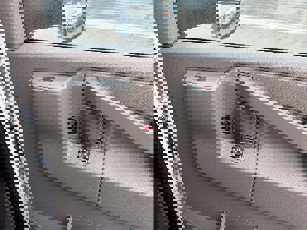 New 2025 Chevrolet Express 3500 w/ Power Convenience Package RWD image 43