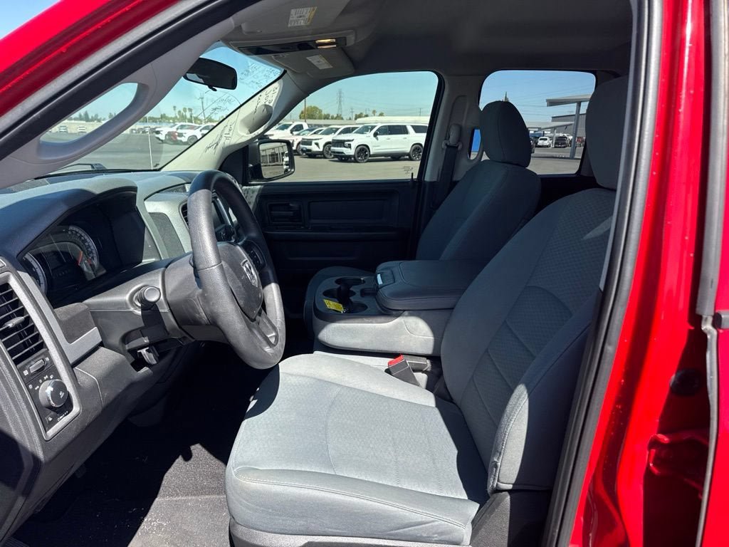 Used 2018 RAM 1500 Express RWD image 33