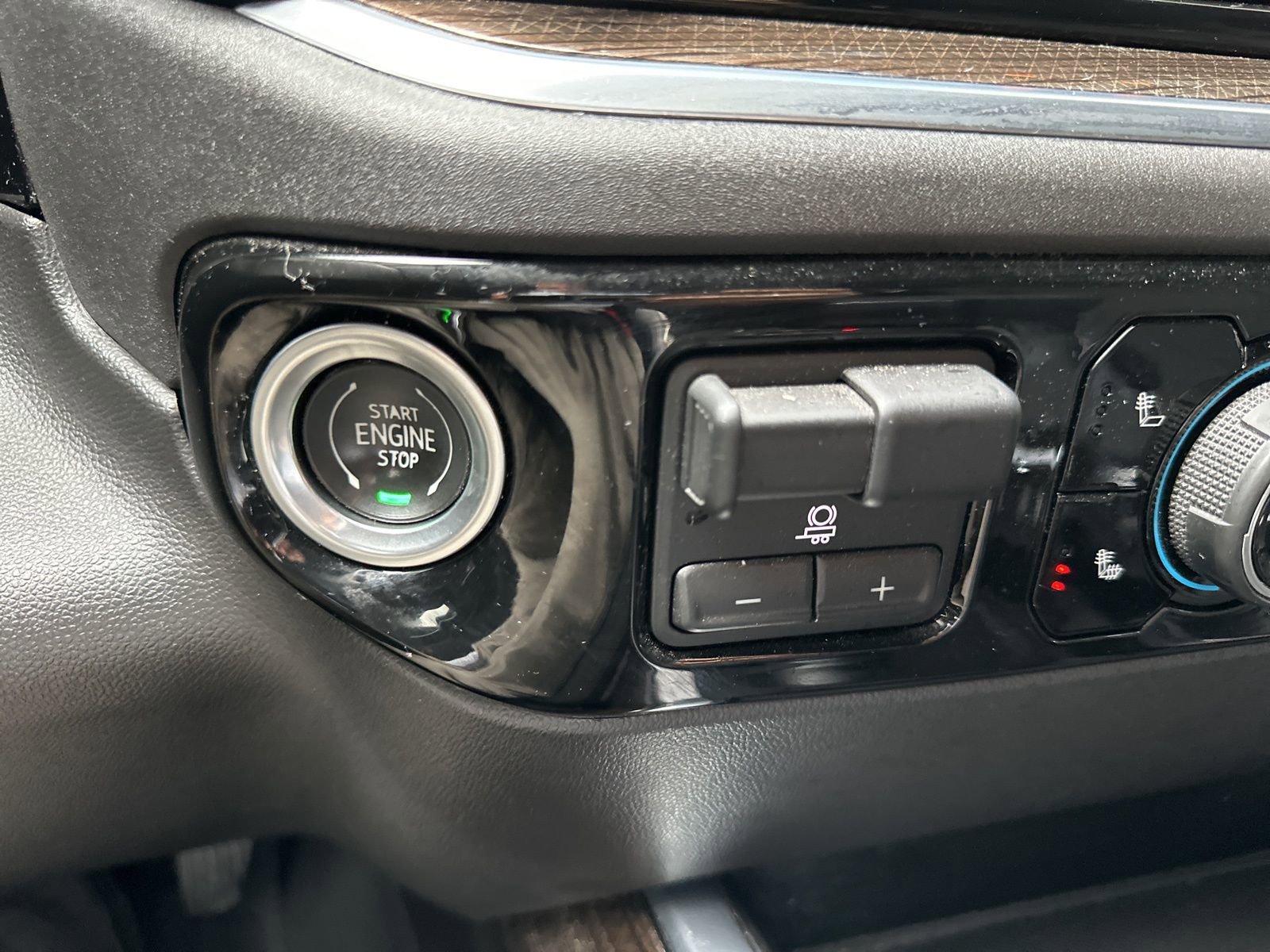 Used 2022 Chevrolet Silverado 1500 LT Trail Boss w/ Convenience Package II image 26