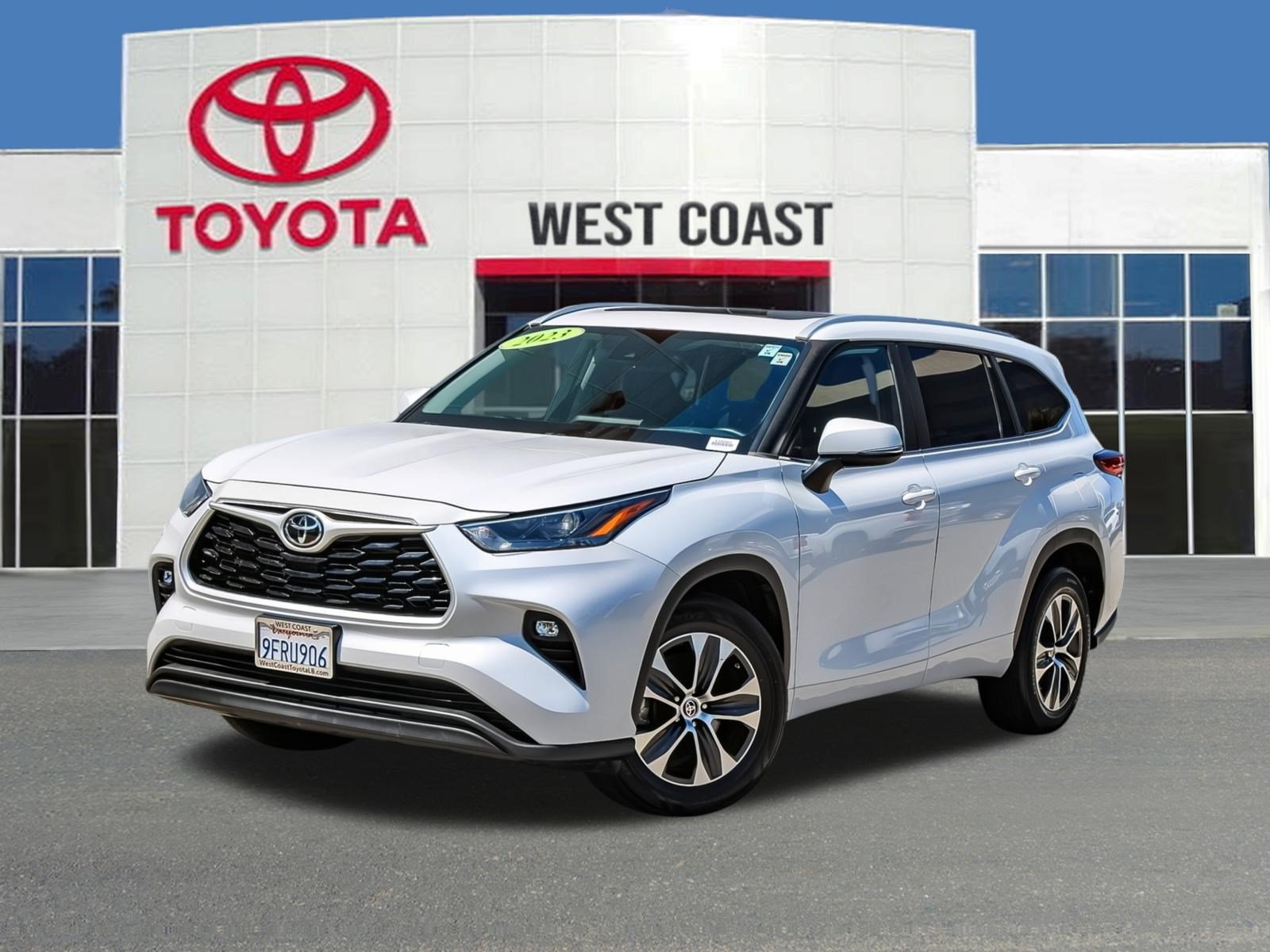 Used 2023 Toyota Highlander XLE