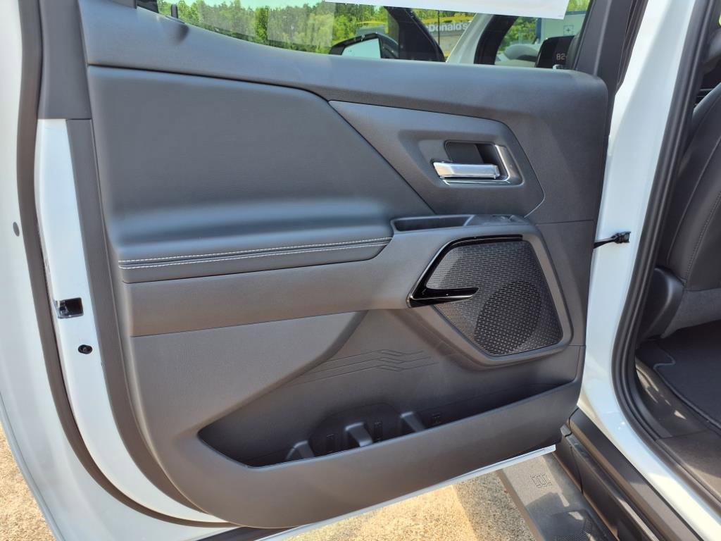 New 2025 Chevrolet Silverado EV LT image 14
