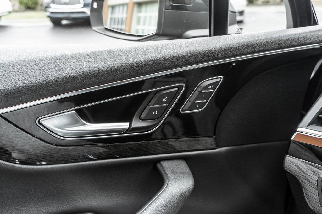 Used 2018 Audi Q7 3.0T Premium Plus w/ Premium Plus Package image 17