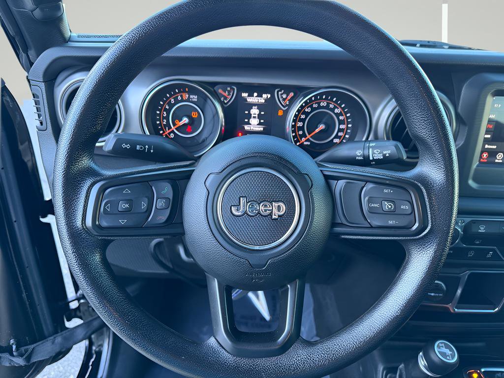 Used 2022 Jeep Gladiator Sport AWD/4WD image 13