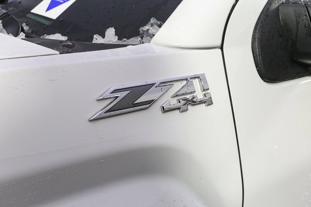 Used 2017 GMC Sierra 1500 SLE w/ SLE Value Package image 7