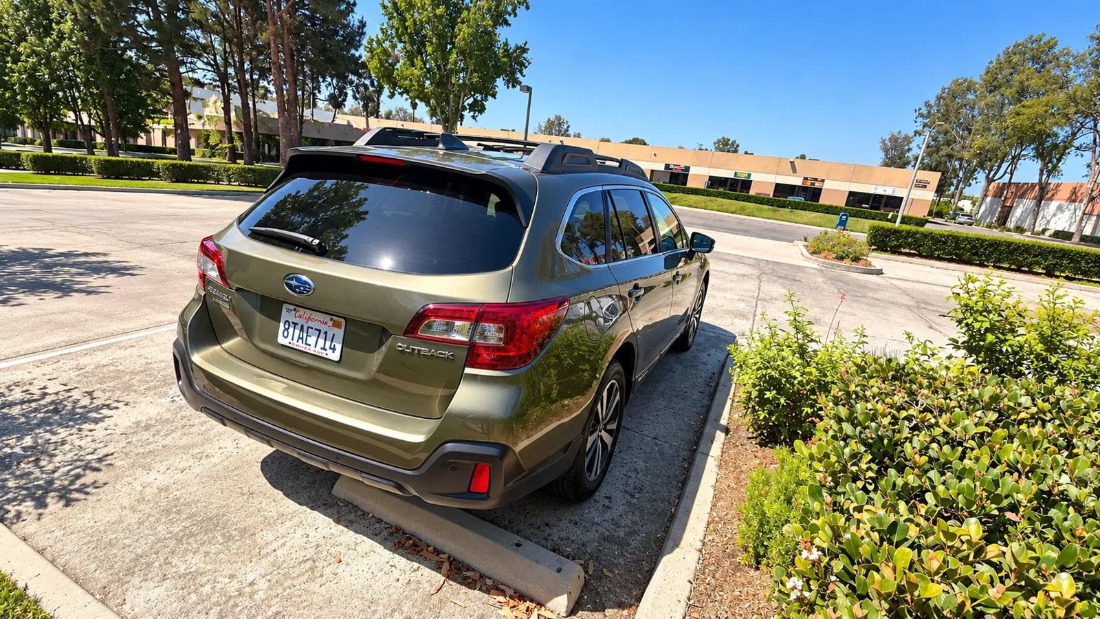 Used 2019 Subaru Outback 2.5i Limited AWD/4WD image 9