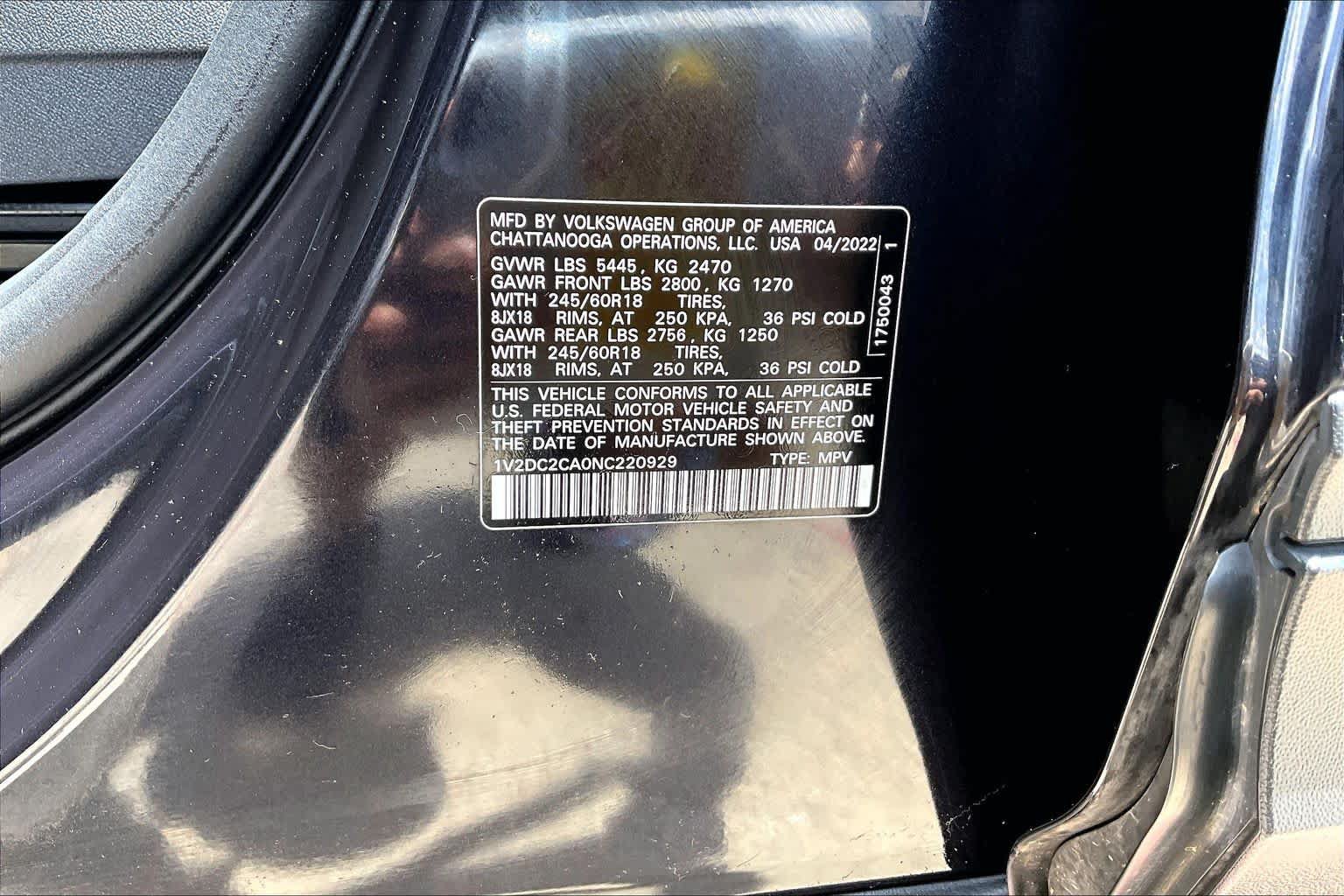 Used 2022 Volkswagen Atlas Cross Sport SE FWD image 34