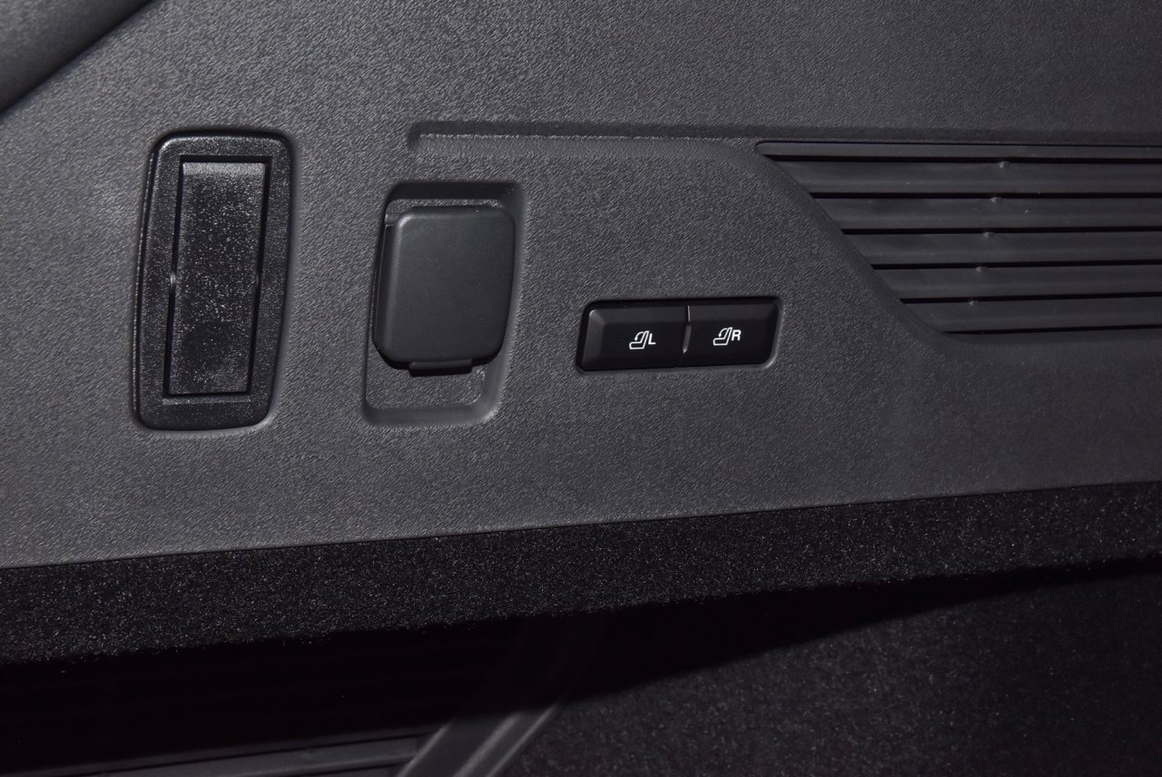 New 2026 Lincoln Nautilus Reserve AWD/4WD image 39