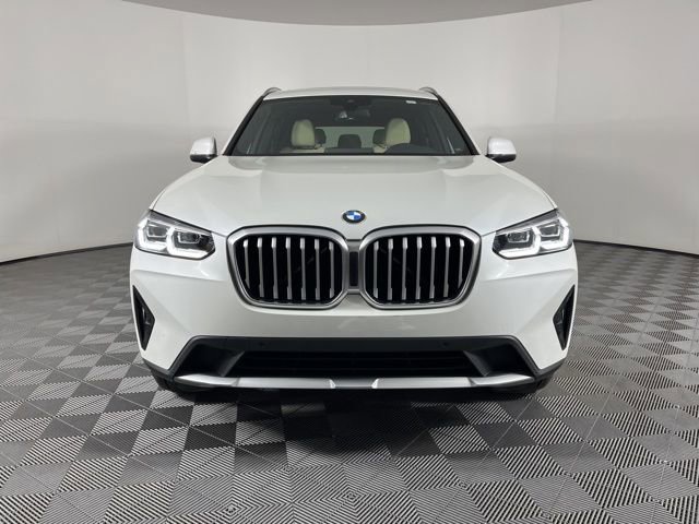 Used 2023 BMW X3 sDrive30i w/ Premium Package image 4