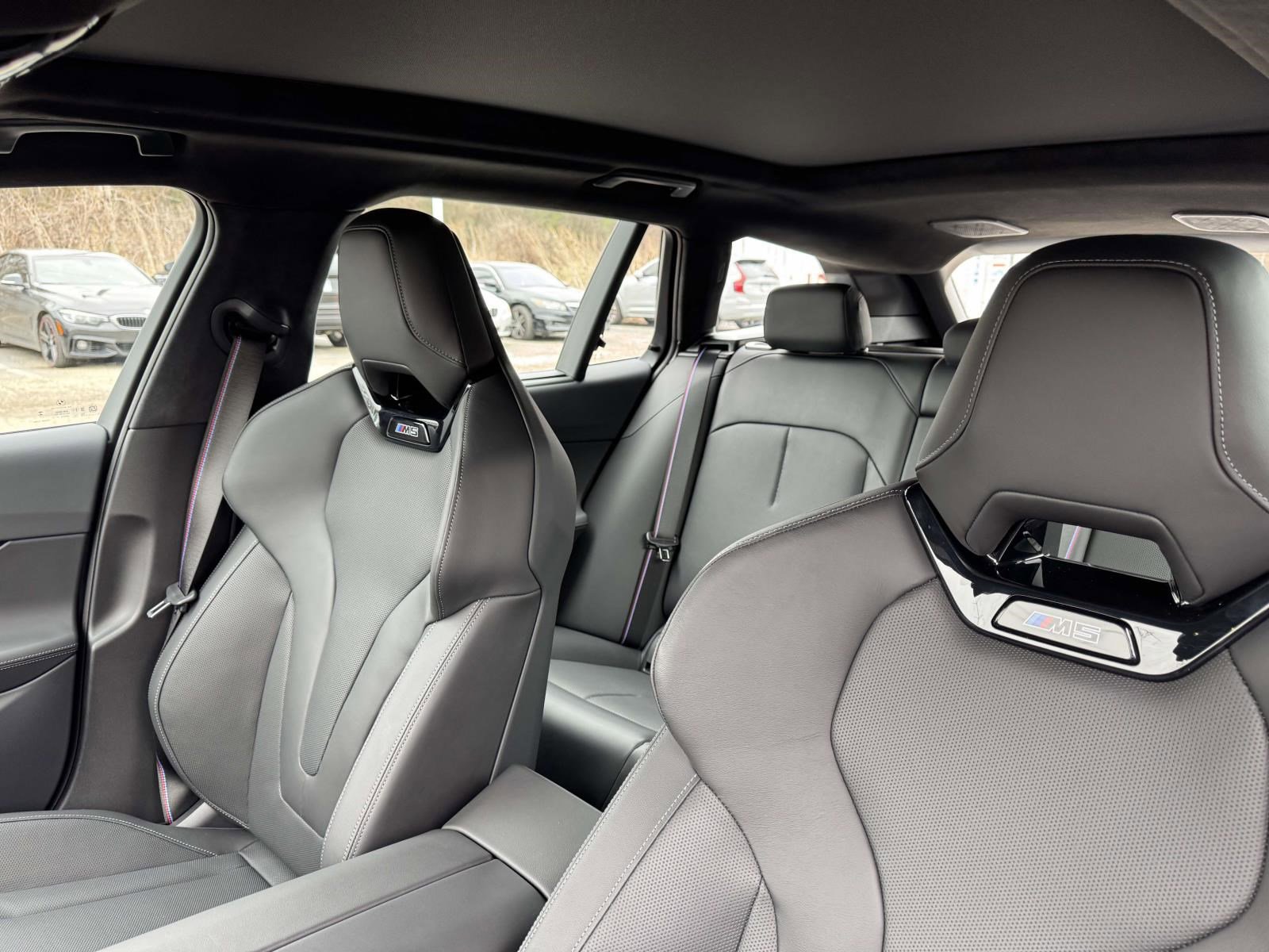 Used 2026 BMW M5 Touring w/ M Driver's Package image 36