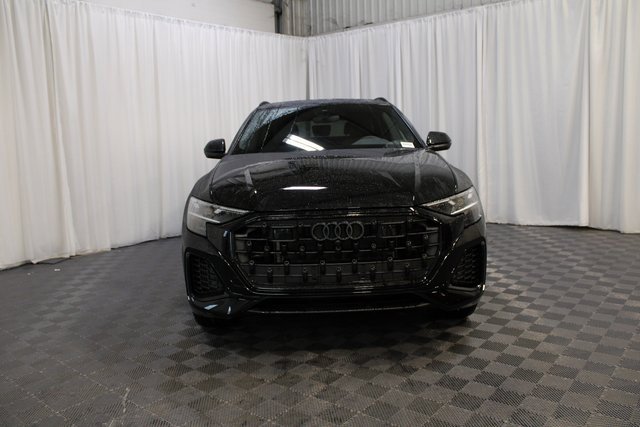 New 2025 Audi Q8 Premium image 30