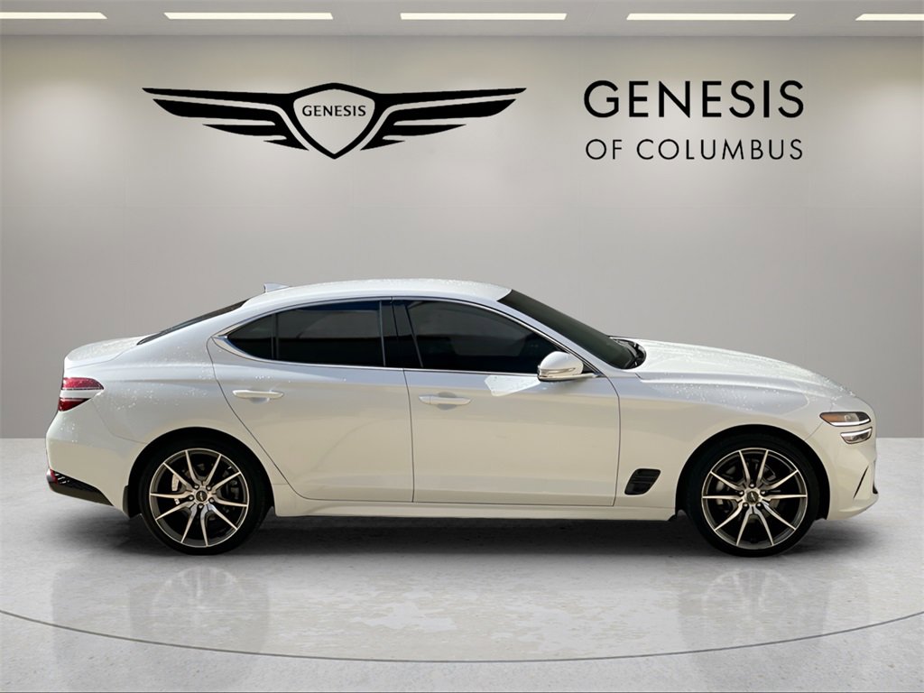 Used 2023 Genesis G70 2.0T image 7