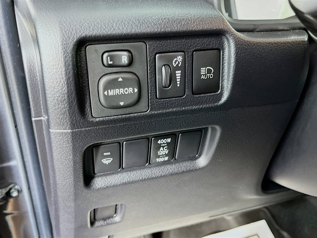 Used 2021 Toyota 4Runner Venture AWD/4WD image 11