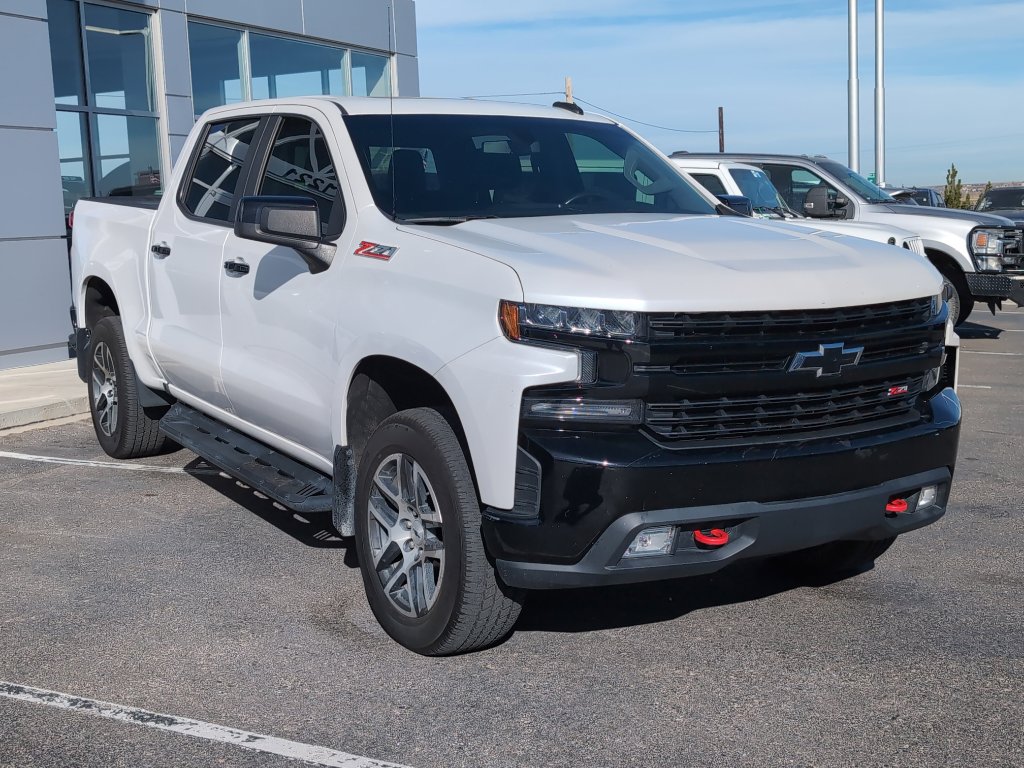 Used 2020 Chevrolet Silverado 1500 LT Trail Boss image 3