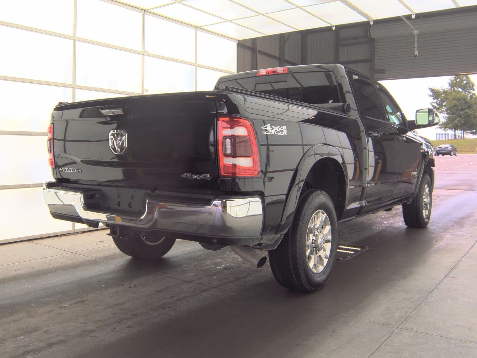 Used 2021 RAM 2500 Laramie AWD/4WD image 7