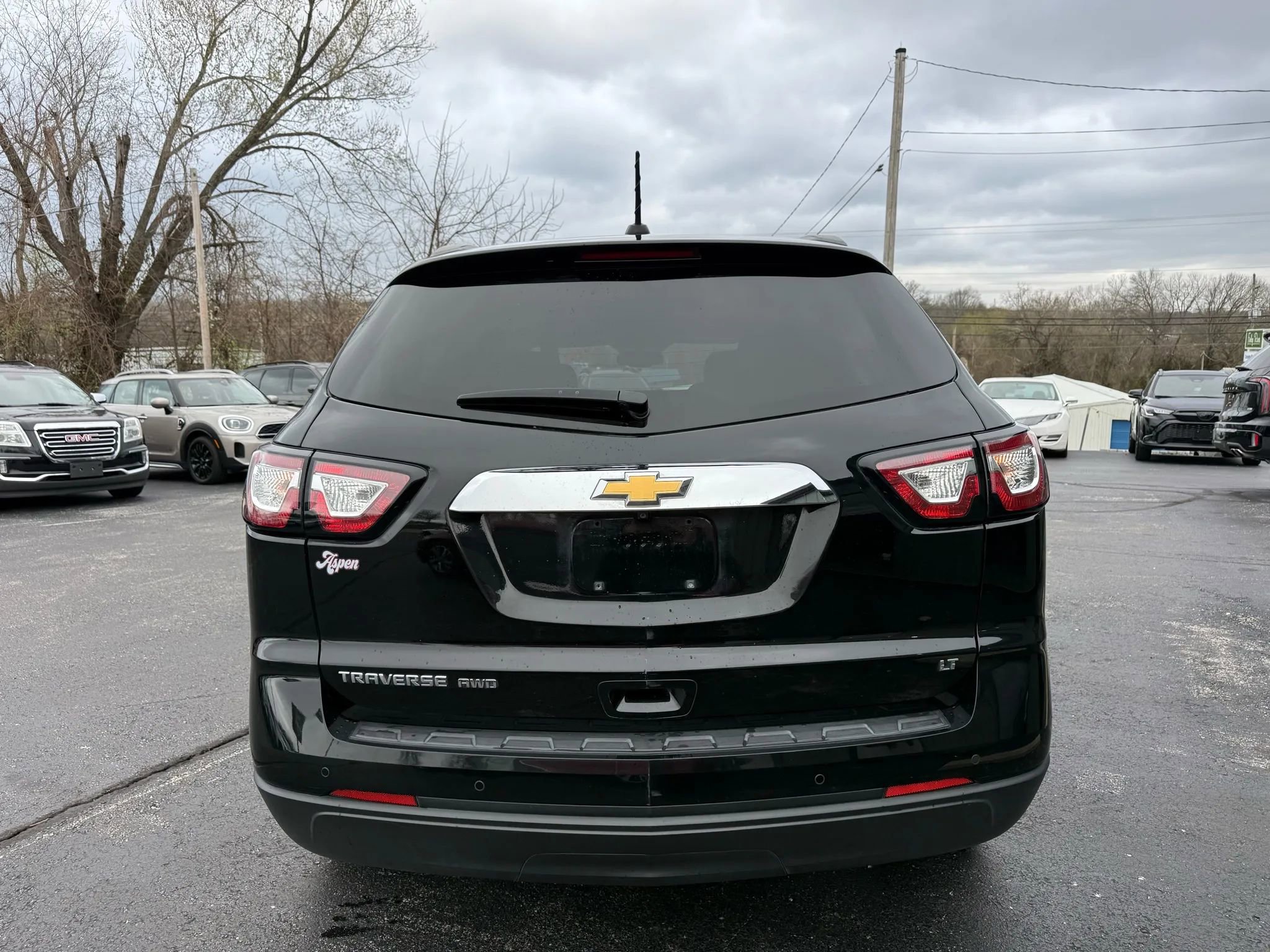 Used 2017 Chevrolet Traverse LT AWD/4WD image 5