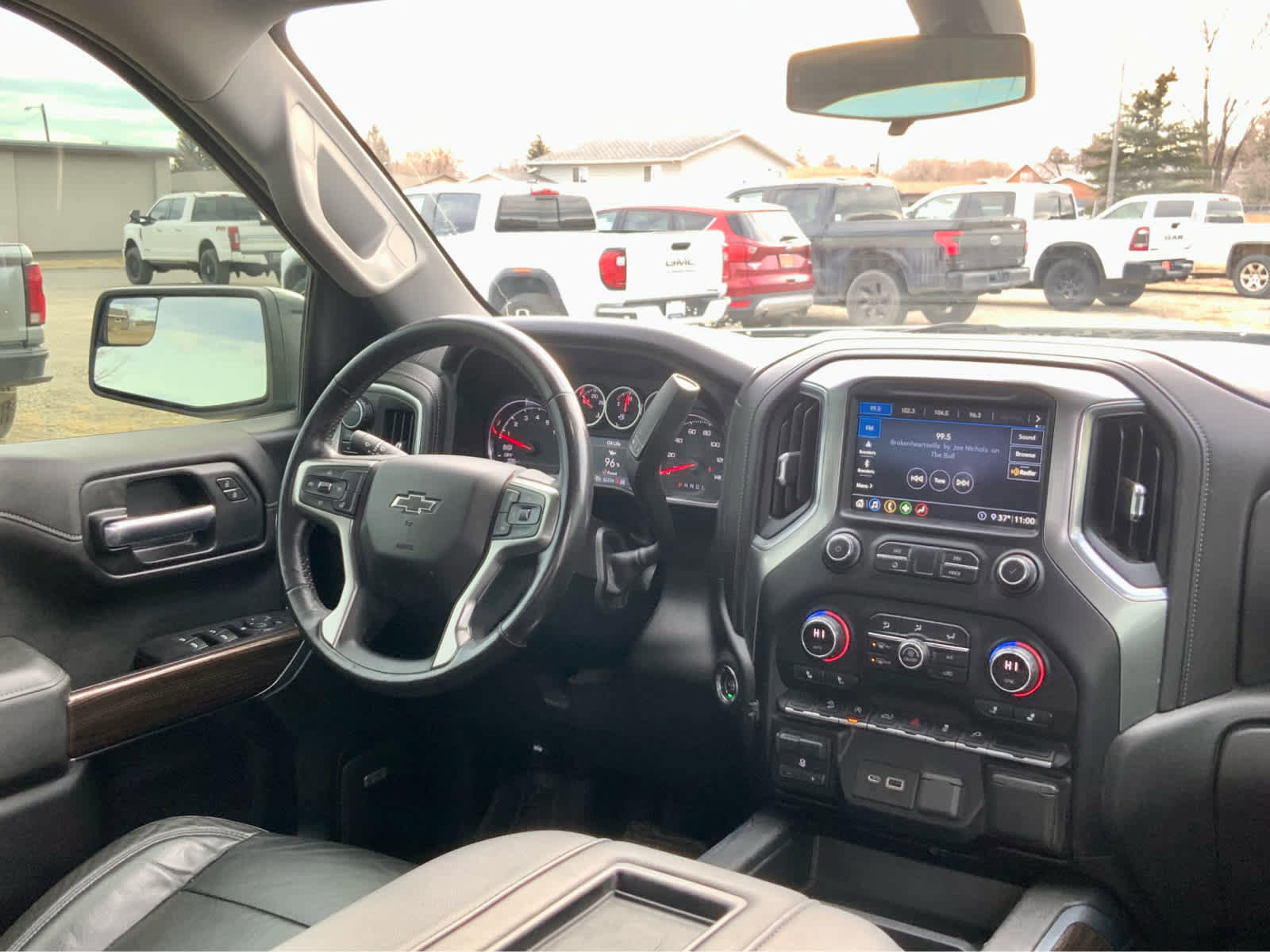 Used 2020 Chevrolet Silverado 1500 LT Trail Boss image 40