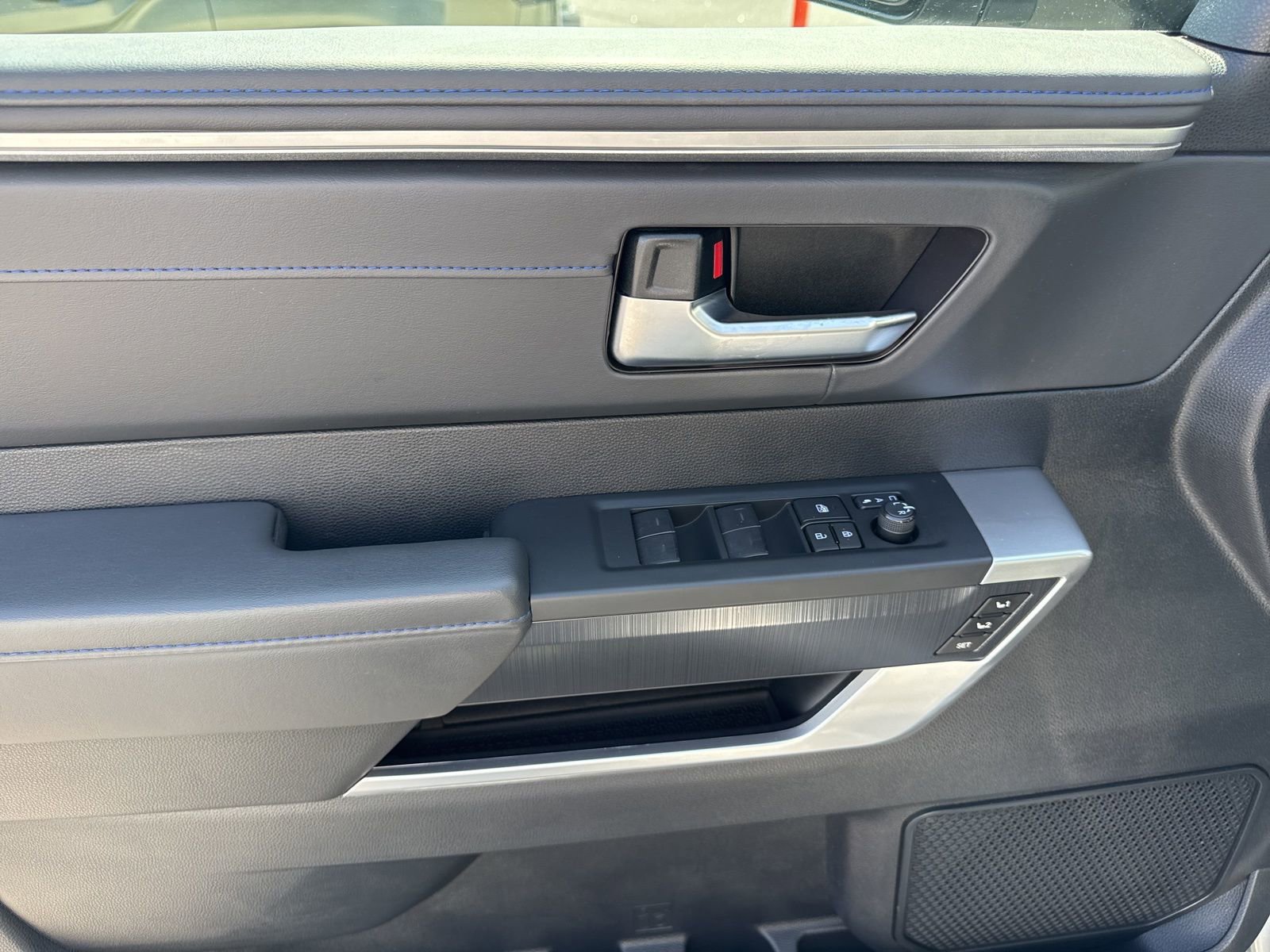 Used 2023 Toyota Tundra Platinum image 20