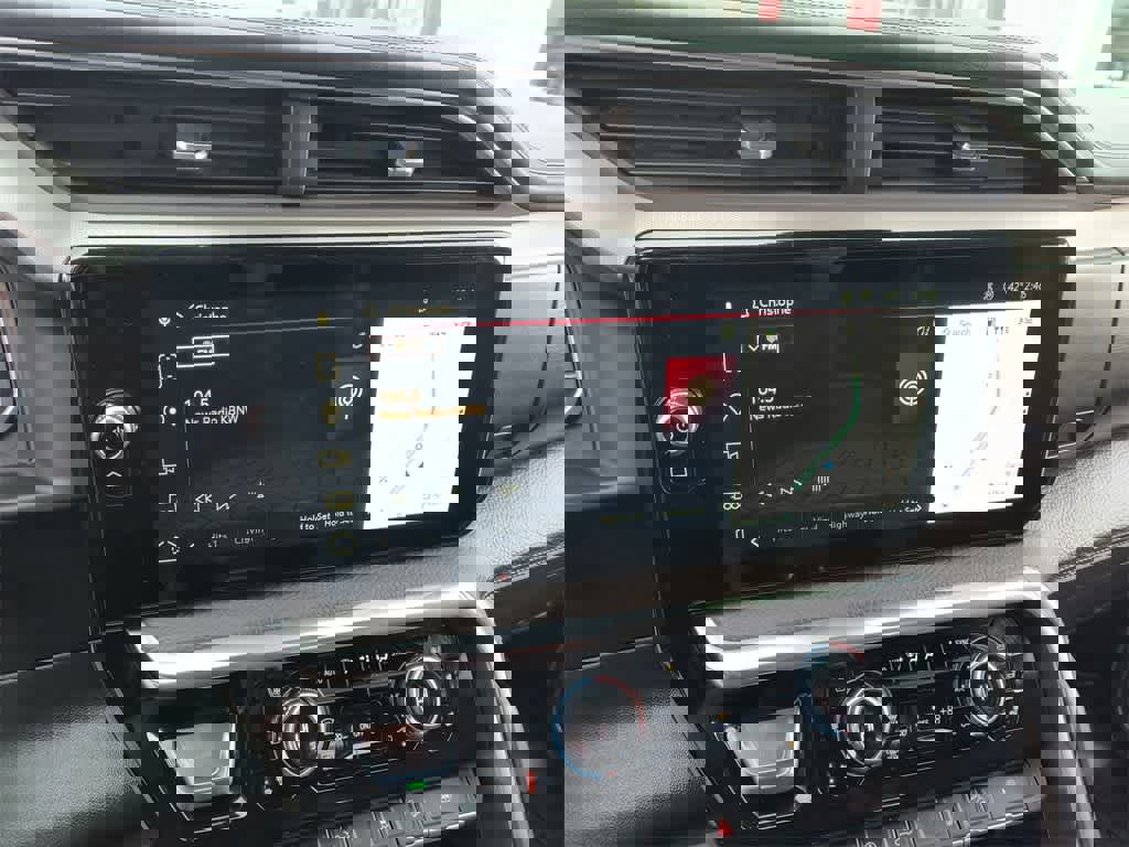 Used 2023 GMC Sierra 1500 Denali w/ Technology Package image 16