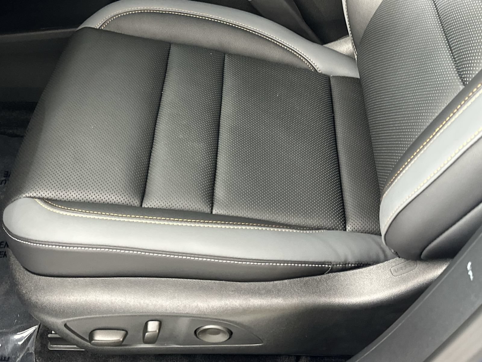 Used 2025 Honda Prologue Elite image 12