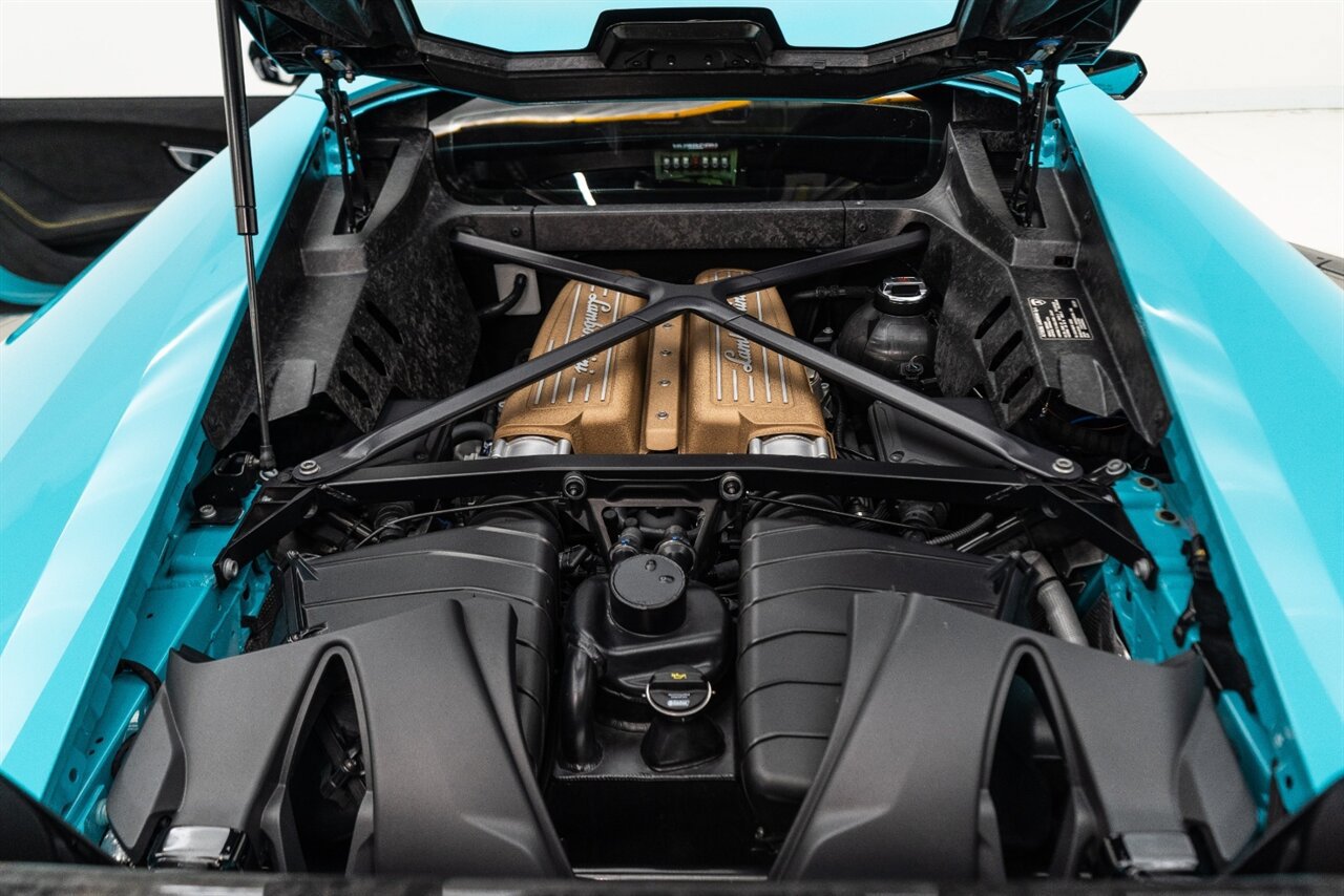 Used 2019 Lamborghini Huracan Performante AWD/4WD image 87