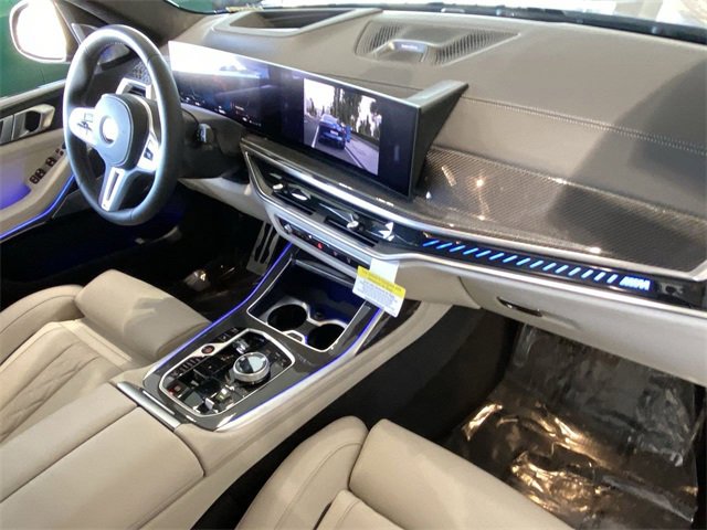 New 2026 BMW X7 M60i image 9