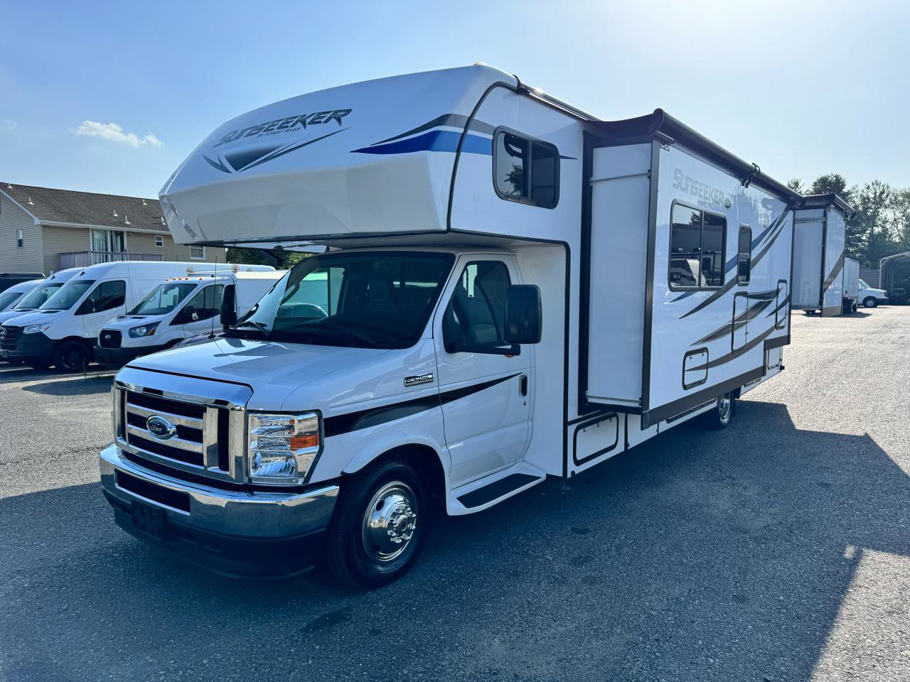 Used 2021 Ford E-450 and Econoline 450 Super Duty w/ Motorhome Prep Package