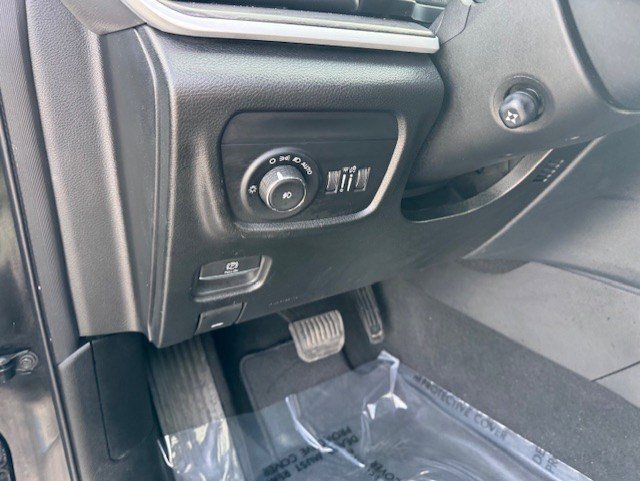 Used 2024 Jeep Grand Cherokee L Limited w/ Luxury Tech Group II image 14