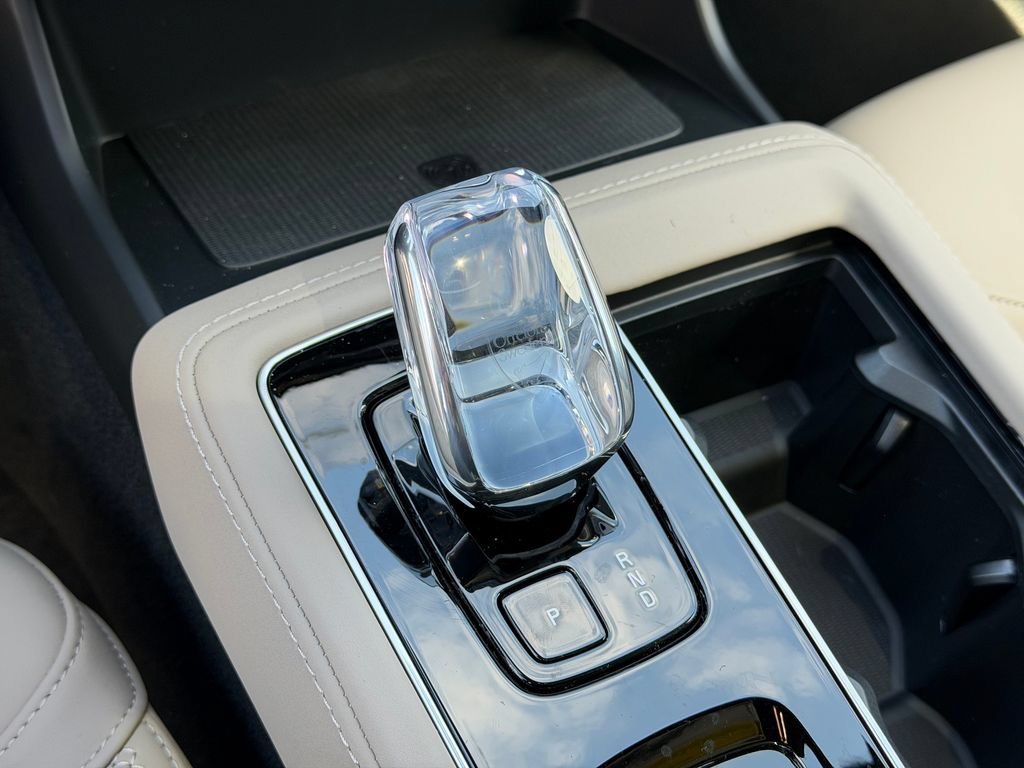 New 2026 Volvo XC90 T8 Plus AWD/4WD image 28