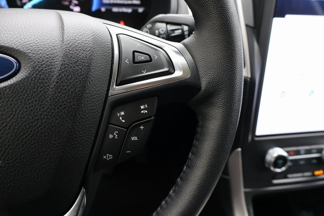 Used 2024 Ford Edge SEL image 20