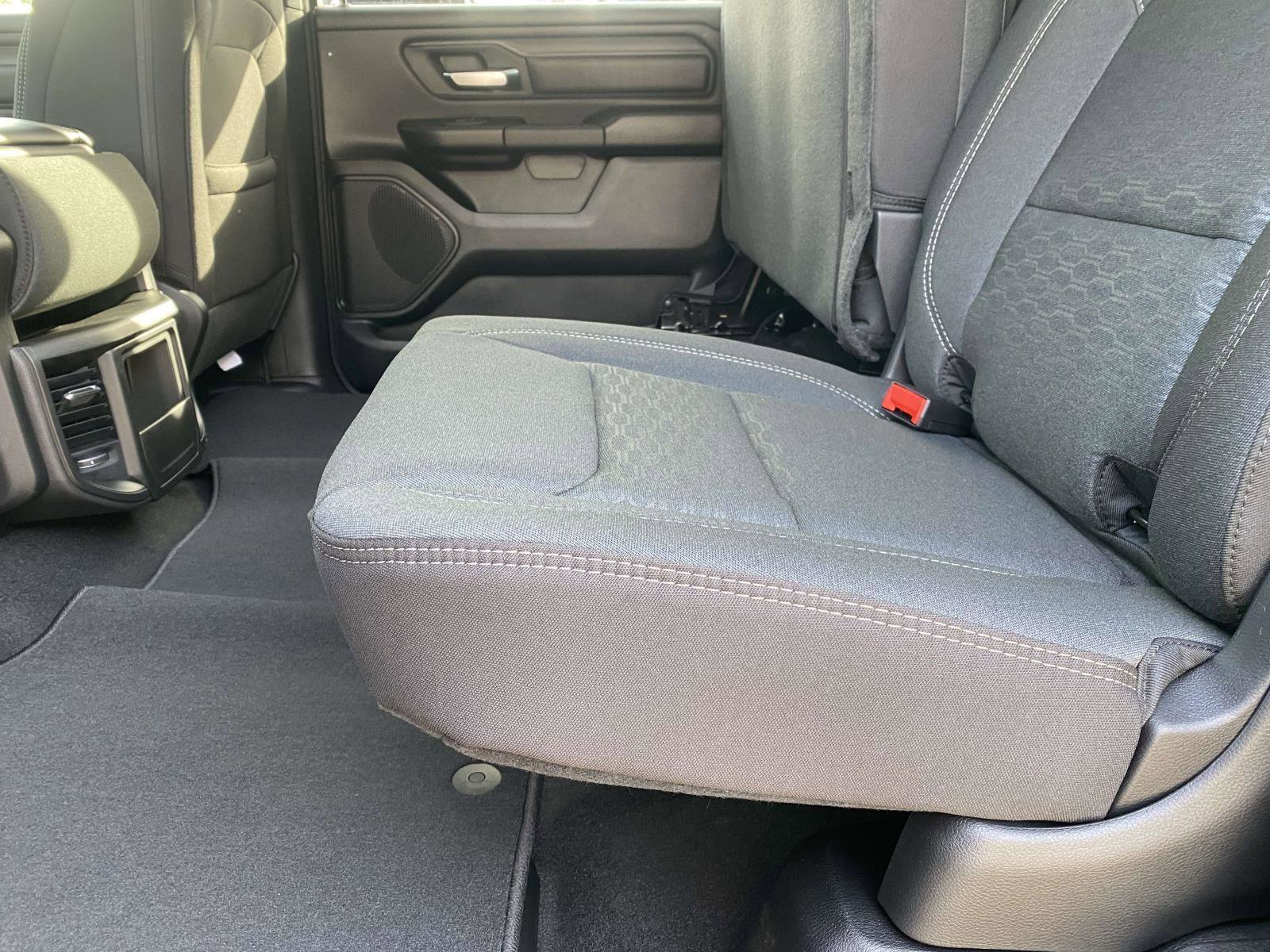 New 2026 RAM 1500 Express image 12