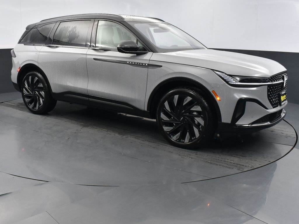 New 2026 Lincoln Nautilus Reserve w/ Jet Appearance Package image 5