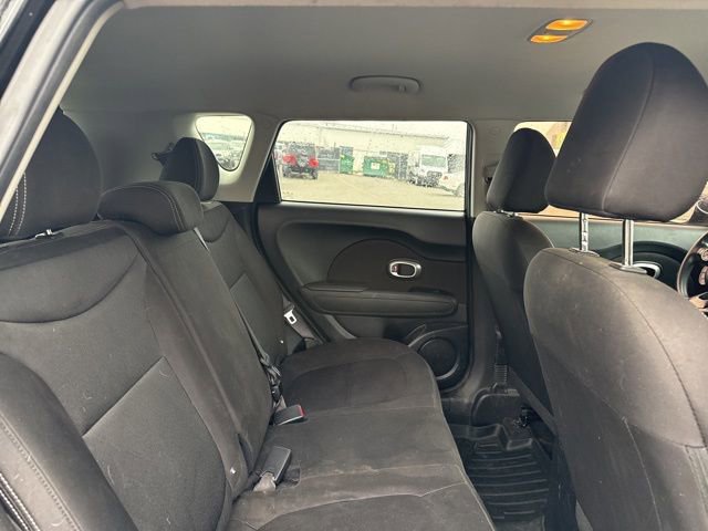 Used 2016 Kia Soul FWD image 13