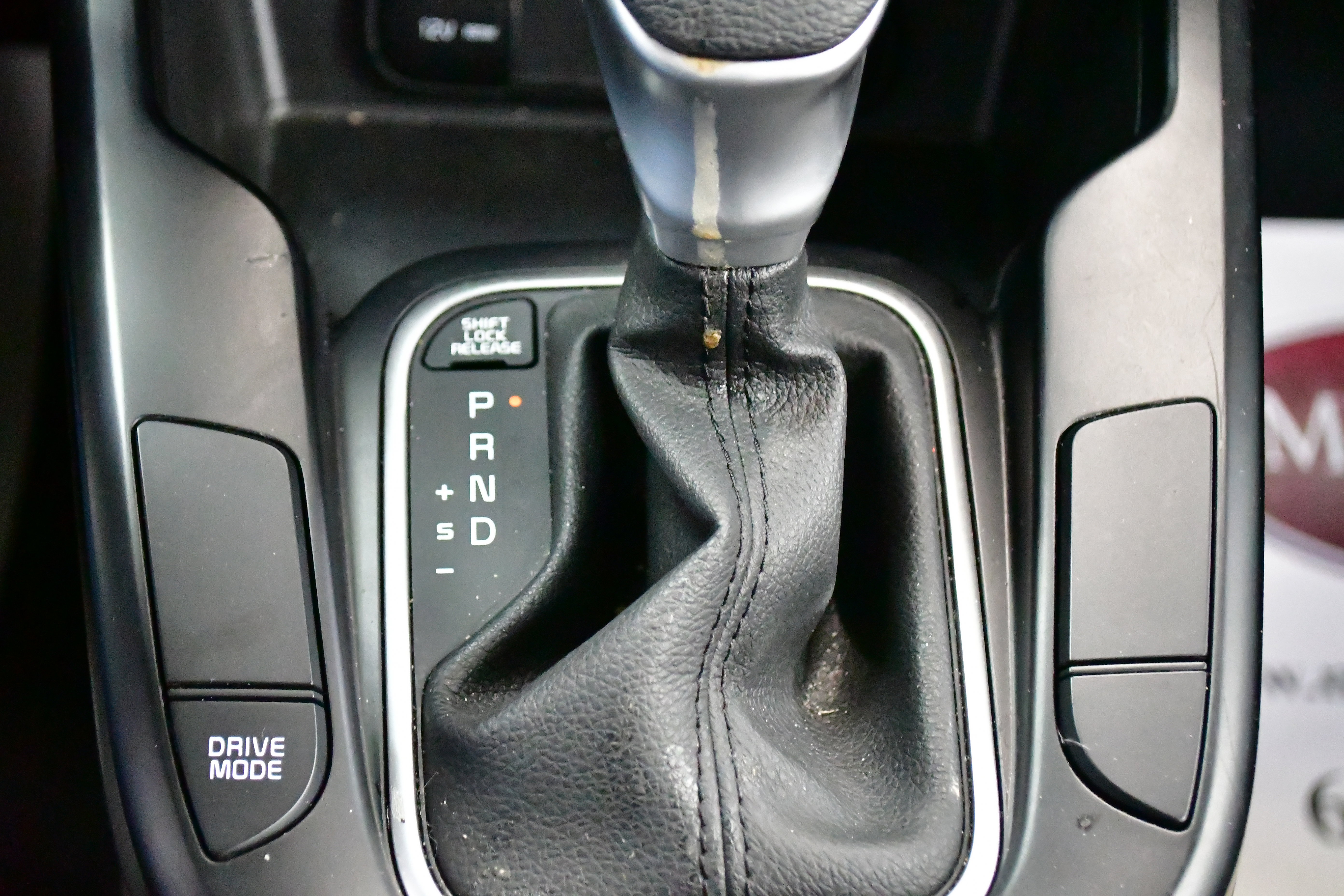 Used 2025 Kia Soul LX w/ LX Technology Package FWD image 29